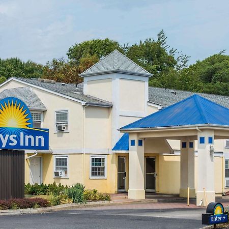 Days Inn By Wyndham Berlin Voorhees Extérieur photo