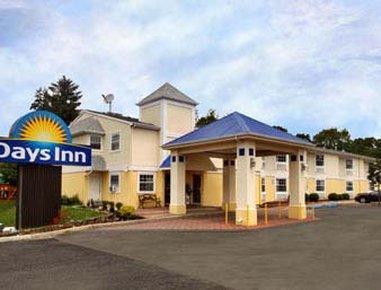 Days Inn By Wyndham Berlin Voorhees Extérieur photo
